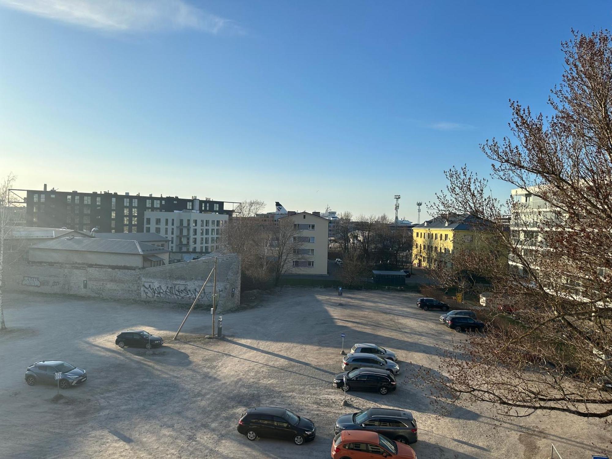 Room Near City Center Harbour Tallinn Exterior photo